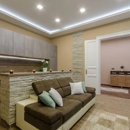 Modern, Luxury Flat In The Heart Of شقة بودابست
